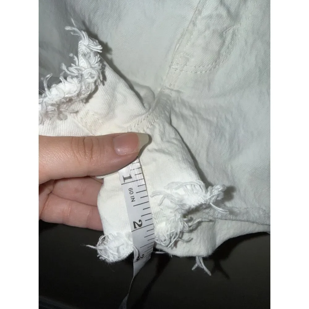Abercrombie & Fitch Curve Love High Rise Mom Shorts White Distressed Size 25/0